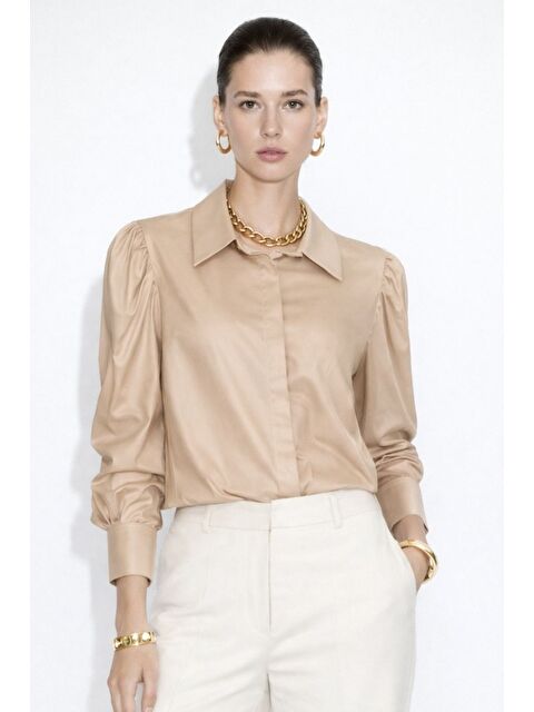 Mizalle Taş Rengi İnci Düğmeli Camel Saten Gömlek - S000513388-25636