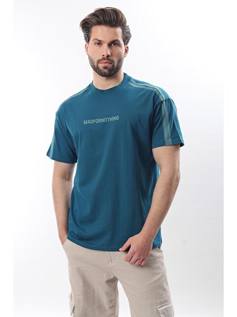 Madmext Petrol Mavisi Bisiklet Yaka Baskılı Erkek %100 Pamuk Tişört E7110 - S000347899-20019