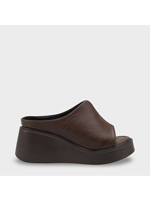 Capone Outfitters Shandee Dolgu Topuklu Kadın Terlik