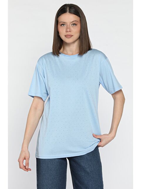 Gülseli Bisiklet Yaka Ön Taşlı Kadın Tişört - S000379922-17437