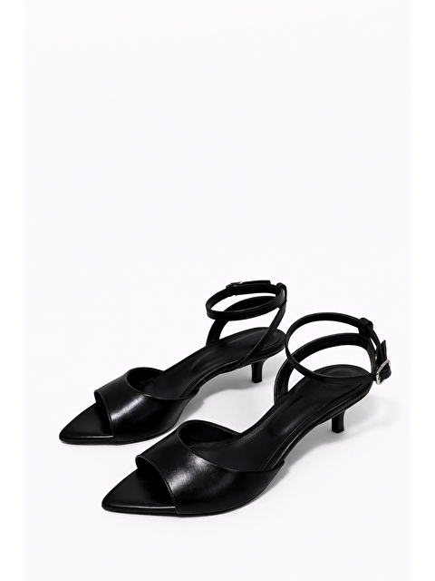 Straswans Noah Kadın Topuklu  Kırışık Deri Sandalet Siyah