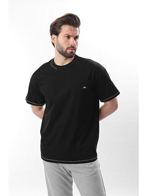 Madmext Siyah Nakış Detaylı Erkek %100 Pamuk Tişört E7112 - S000347903-19351