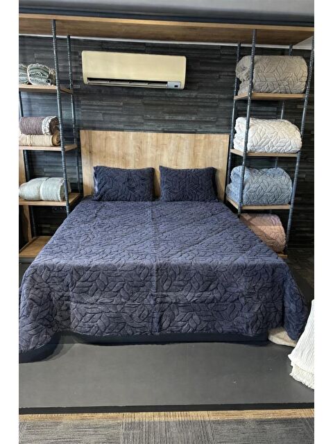 Çeyiz Diyarı Lisome Çift Kişilik Pelüş Yatak Örtüsü 220x240 cm Antrasit - S000500989-29666