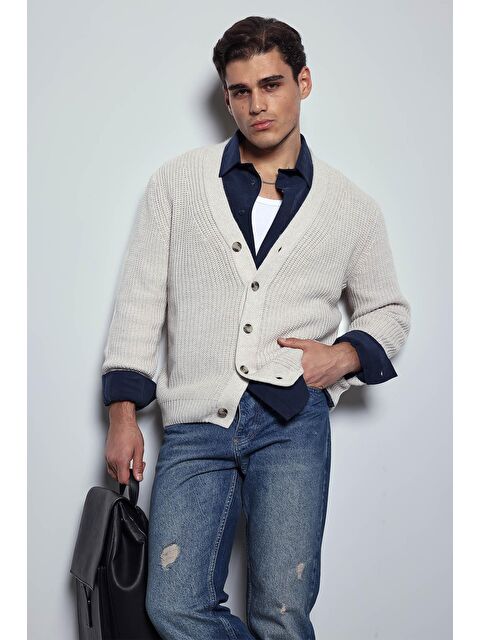 Abluka Online Erkek Oversize Düğmeli Triko Hırka Bej - S000516663-19928