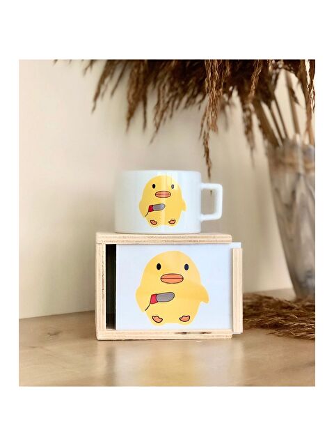 Bam Hediyelik Eşya Civciv Tasarımlı Kutulu Kupa - S000290185-23173