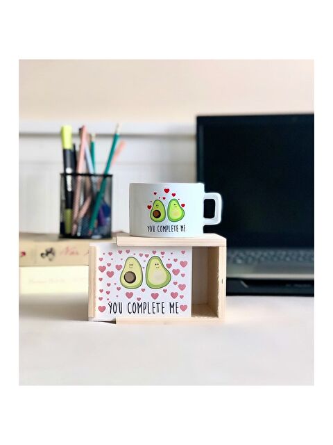 Bam Hediyelik Eşya Beni Tamamlıyorsun Tasarımlı Ahşap Kutulu Kupa - S000290197-23173