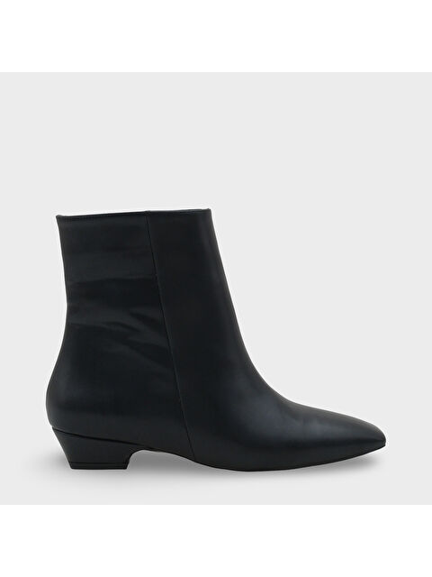 Capone Outfitters Evie Kısa Topuklu Yandan Fermuarlı Küt Burun Kadın Bot - S000473670-19351