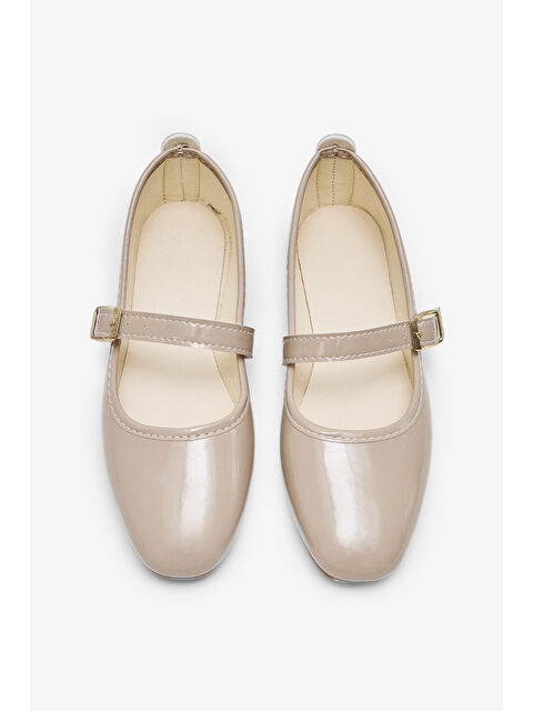 TONNY BLACK Kadın Vizon Kadın Üstten Kemerli Tokalı Rahat Günlük Babet - S000512709-26429