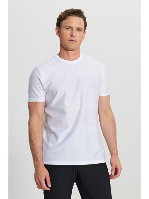 Altınyıldız Classics Erkek Beyaz %100 Pamuk Dar Kesim Bisiklet Yaka Jakarlı Tişört - S000512227-20063