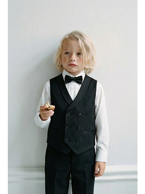 Magu Erkek Çocuk Pamuklu Siyah Yelekli Klasik Takım (4 Parça) - S000505429-19351