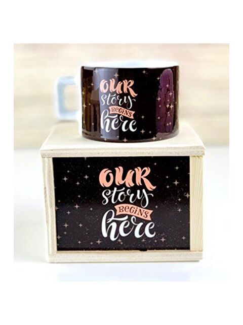Bam Hediyelik Eşya Ahşap Kutusunda Our Story Tasarımlı Kupa Bardak - S000290230-23173