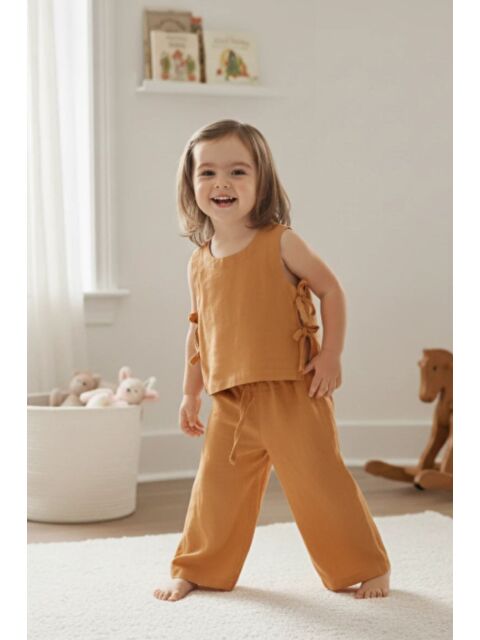 Cantoy Kız Bebek Müslin Görünümlü Keten Bluz Ve Geniş Paça Pantolon Takım
