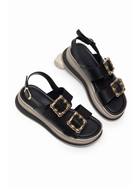 TONNY BLACK Kadın Siyah Rahat Kalıp Yüksek Taban Tokalı Sandalet - S000517399-19351