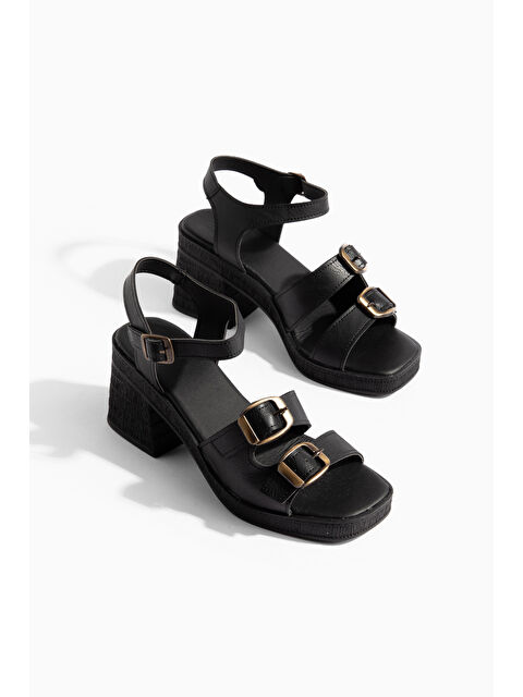 Daxtors Vados Günlük Ortopedik Klasik Topuklu Kadın Ayakkabı