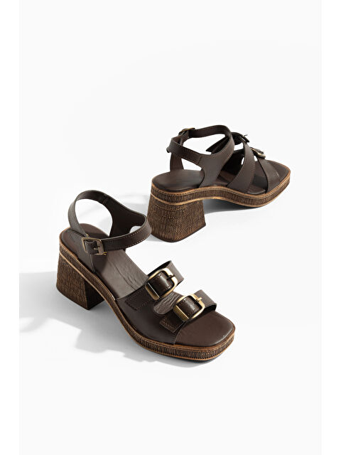 Daxtors Vados Günlük Ortopedik Klasik Topuklu Kadın Ayakkabı