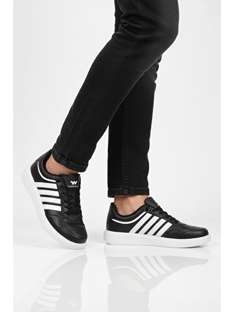 Walkway Siyah Beyaz Hafif Bağcıklı Erkek Spor Ayakkabı Pori 2079 M