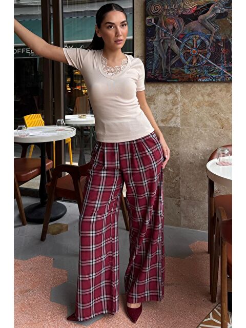 Madmext Bordo Kare Desenli Rahat Kesim Pantolon Mg2728