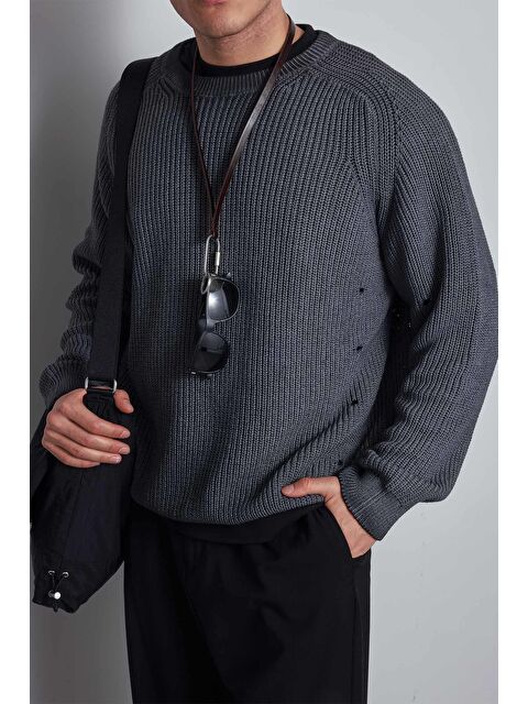 Abluka Online Erkek Oversize Yıkamalı Distressed Triko Kazak Siyah - S000457374-19351