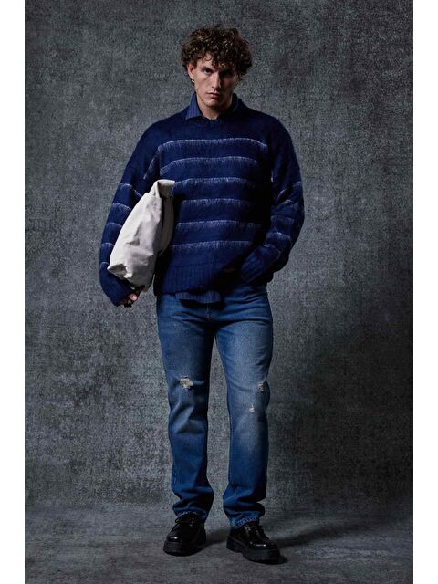 Abluka Online Erkek Oversize Çizgili Tüylü Triko Kazak Lacivert - S000457375-21164