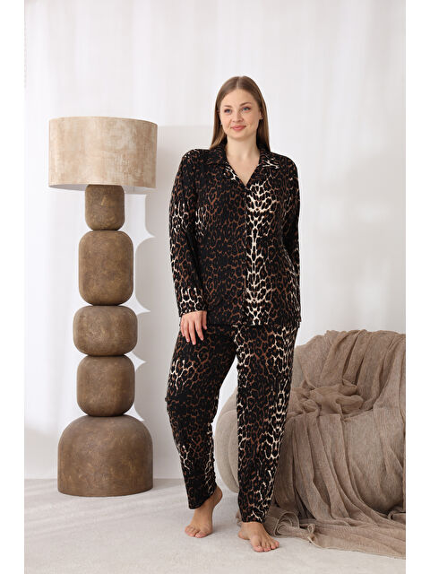 SEBOTEKS Boydan Düğmeli Desenli Süet Kumaş Büyük Beden Kadın Pijama Takımı 510 - S000494464-10231