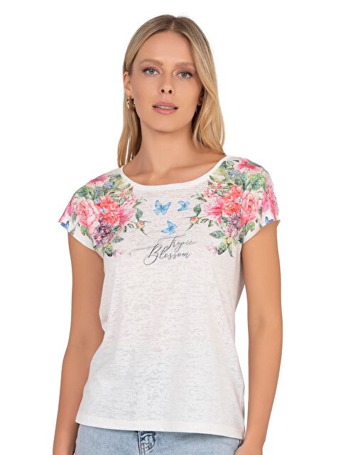Kompedan Kadın Floral Desenli Yazı Detaylı Bluz | Ekru 25792