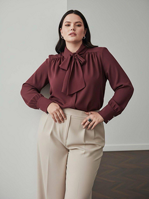 Pera Moda Pile Detaylı ParisFular Yaka Gömlek