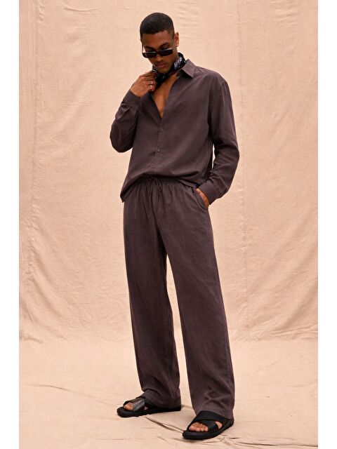 Tarz Cool Erkek Haki Lyocell Kumaş Oversize Gömlek Pantolon Takım – Rahat Kesim Yazlık Kombin