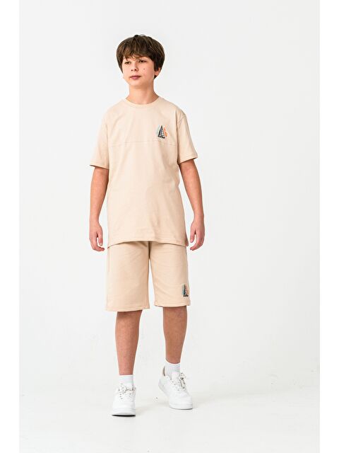 Mışıl Kids Üst Ön Nakışlı Arka Baskılı Alt Sol Bacak Nakışlı Erkek Çocuk Şort - Tişört Takımı - S000513768-19927