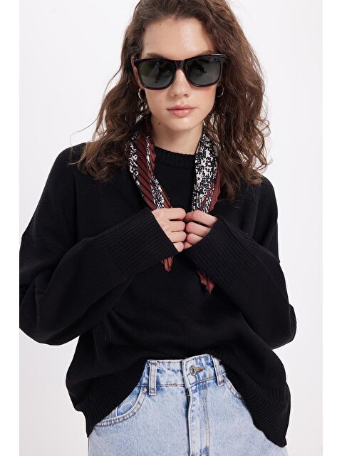 TUDORS Kadın Oversize Geniş Kesim Bisiklet Yaka Siyah Kazak - S000522788-19351