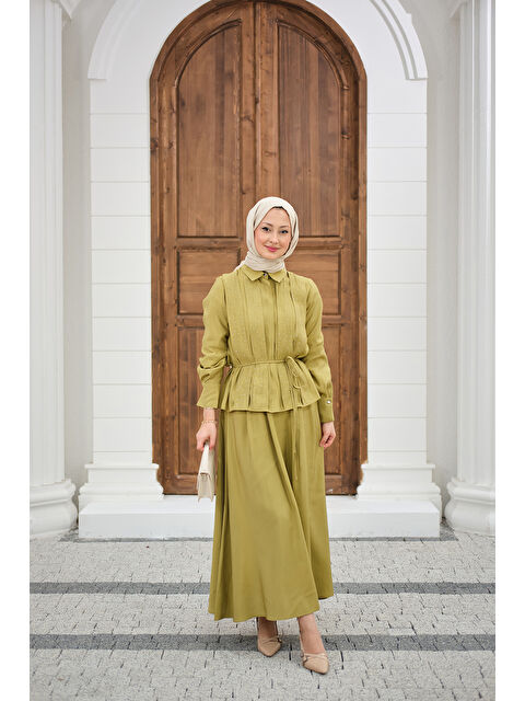 Locco Moda Kadın Önü Taş Detay Gizli Düğmeli Bel Bağlamalı Etekli Takım Yağ Yeşil - S000527094-16580