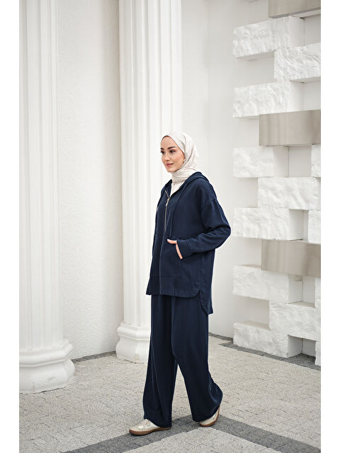 Locco Moda Kadın Fermuarlı Çift Cepli Kapüşonlu Pantolonlu Takım Lacivert
