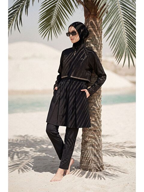 Haşema Vaha Koleksiyonu Dokulu Kumaş Nakışlı Siyah 5 Parça Tam Tesettür Mayo Takımı 5087