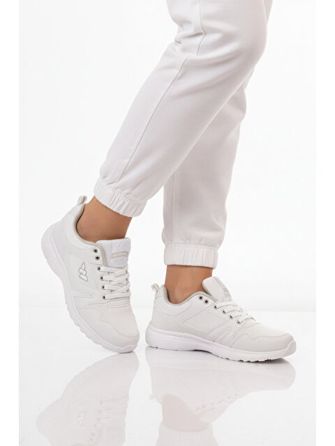 Walkway Beyaz Fileli Hafif Bağcıklı Esnek Unisex Spor Ayakkabı 020 G