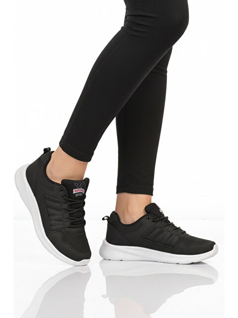 Walkway Siyah Beyaz Fileli Hafif Bağcıklı Unisex Spor Ayakkabı 2029 G