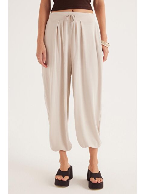 TUDORS Kadın Standart Fit Modal Kumaş Cepli Beli Bağcıklı Taş Balon Pantolon - S000522869-25636
