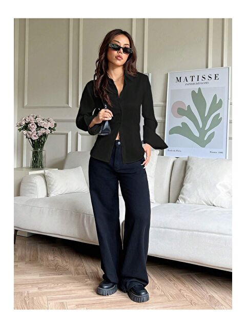 Tarz Cool Kadın Arkası Bağcıklı Gömlek Slim Fit Günlük ve Ofis Kombin Modern Tasarım