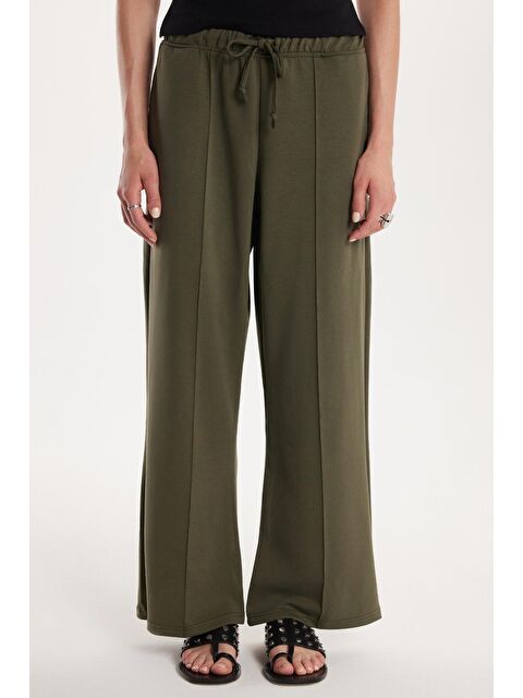 TUDORS Kadın Modal Kumaş Slim Fit Dar Kesim Beli Lastikli Bağcıklı Haki Pantolon - S000522892-18547