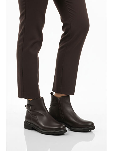 Ayakmod Kahve Hakiki Deri İçi Polarlı Kaymaz Kadın Bot 20913-1 Z - S000464952-19413