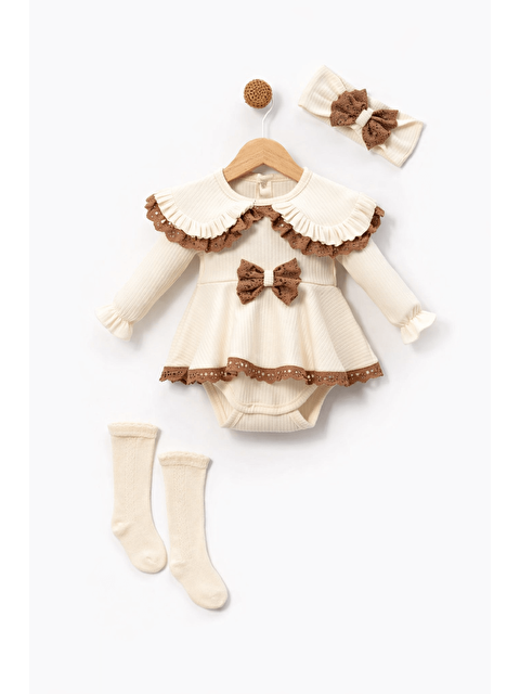 Verona Tarz Kız Bebek Dantelli 3lü Romper Seti Pamuklu Bayramlık Çorap Dahil - S000516727-19965