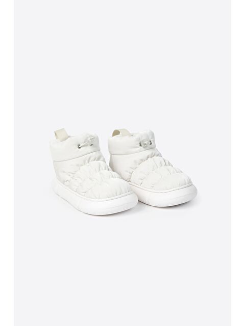 Letoon Yuvarlak Burunlu Elastik Bağcık Detaylı Kız Çocuk Ev Botu - S000159052-20063