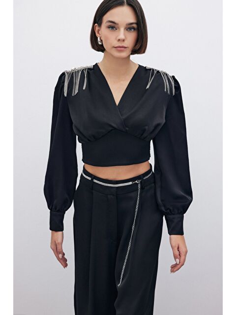 SATEEN Omuz Aksesuarlı Kısa Bluz - Siyah - S000339257-19351