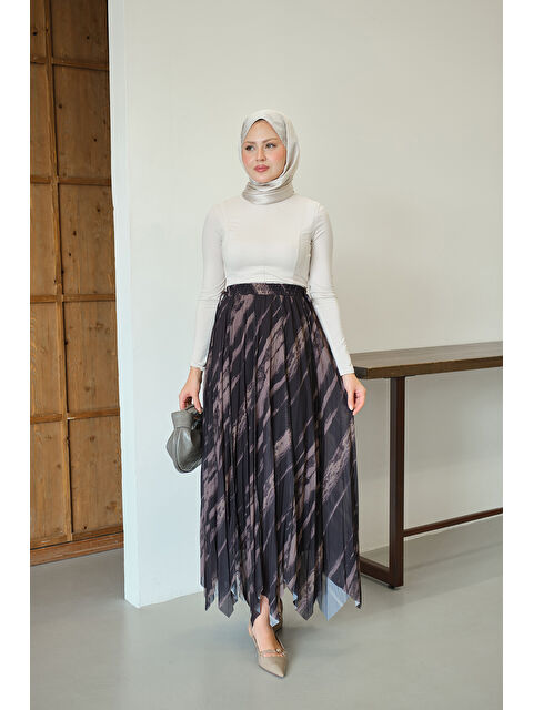 Locco Moda Kadın Kalın Fırça Desen Asimetrik Kesim Şifon Etek Siyah