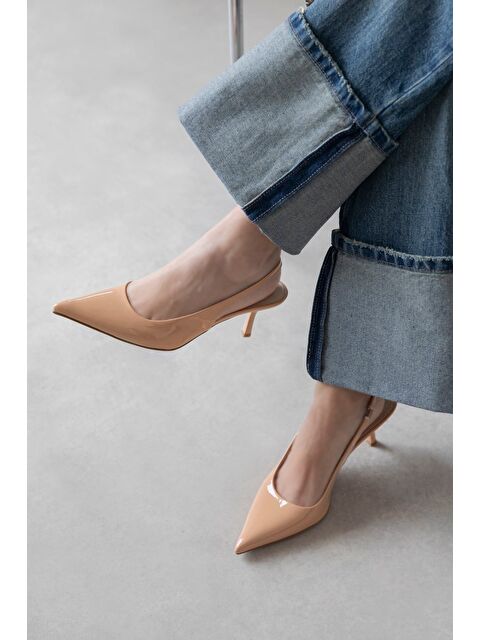 Straswans Raye Kadın Topuklu Rugan Ayakkabı Ten