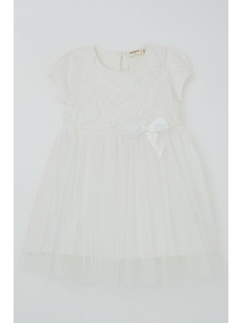 Breeze Kız Çocuk Elbise 3D Papatya Çiçek Aplikeli Fiyonk Detaylı Ekru (1.5-5 Yaş)