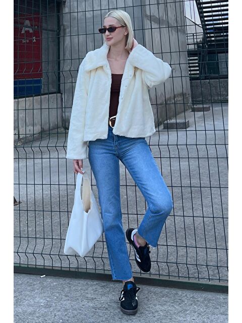 Madmext Ekru Yakalı Yumuşak Dokulu Astarlı Kadın Pelüş Kürk Mg2178 - S000437732-19965