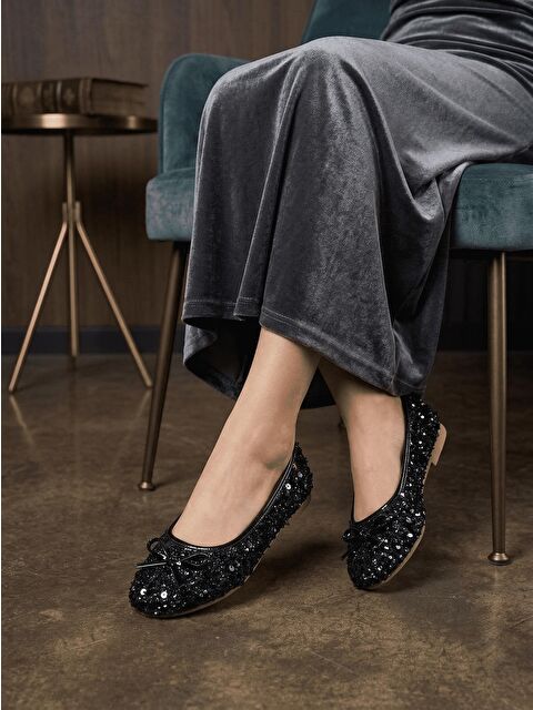 Oksit Eya Işıltılı Payet İşlemeli Kadın Babet - Rahat Tabanlı Fiyonk Detaylı Kadın Ayakkabı