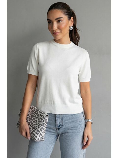 Madmext Ekru Bisiklet Yaka Kadın Triko Tişört Mg2703