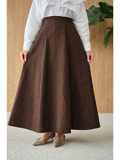 Locco Moda Kadın Yandan Fermuarlı Kendinden Desen Etek Kahverengi