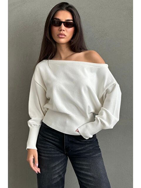 Madmext Ekru Ribbed Asimetrik Kesimli Kadın Kazak Mg2744