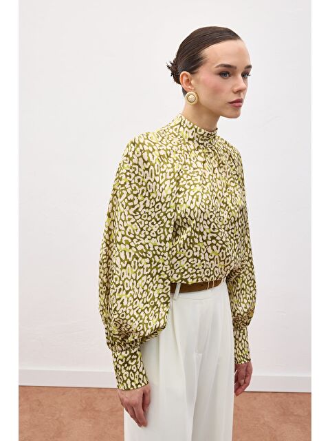 SATEEN Desenli Bluz - Yeşil - S000521302-18194